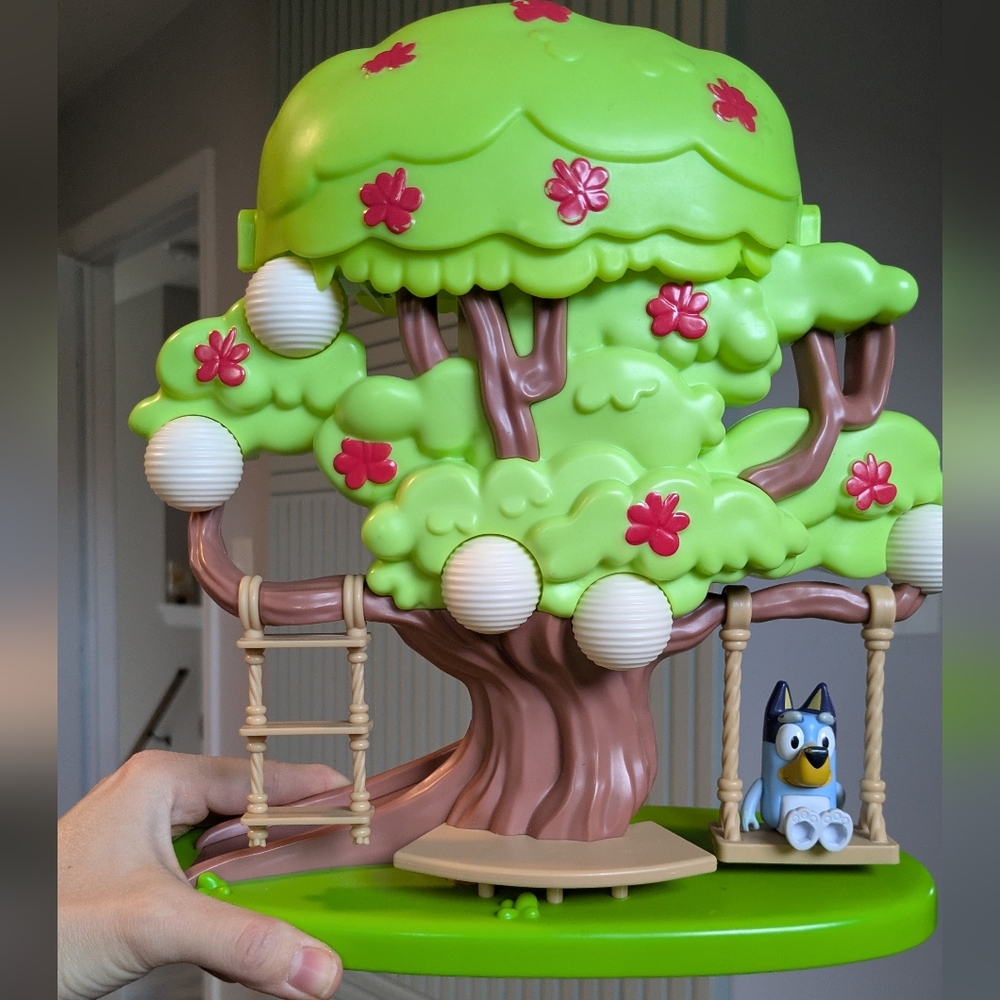 Bluey Treehouse Playset